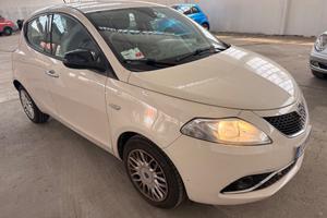 Lancia Ypsilon 1.3 MJT 16V 80 CV 5 porte S&S Silve