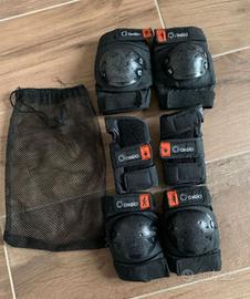 Set gomitiere, polsiere, ginocchiere