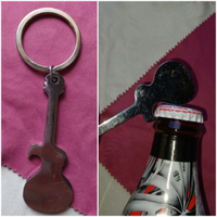 Apribottiglie a forma di chitarra, in metallo
