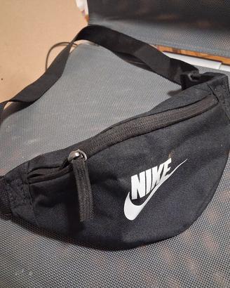 borsello nike nuovo