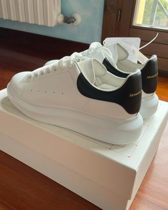 Alexander McQueen Sneaker