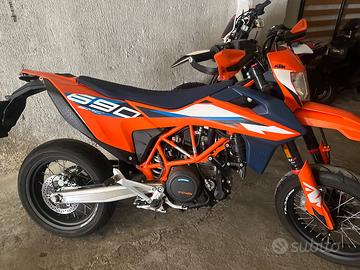 Ktm 690 smcr 2024