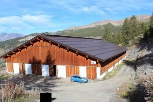 Immobile in asta di 12350 m² con 1 locale a Sauze 