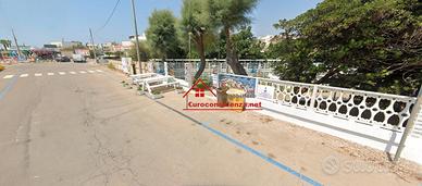 Locale commerciale su Corso Annibale a T.S.Giovann