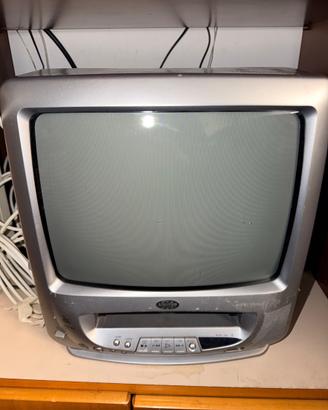 Video registratore con cassetta