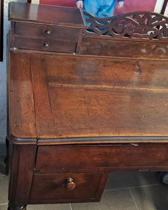 Arredamento antiquariato 