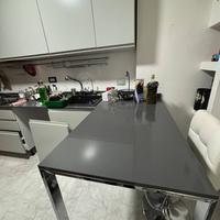 Cucina con Forno e Piano Induzione