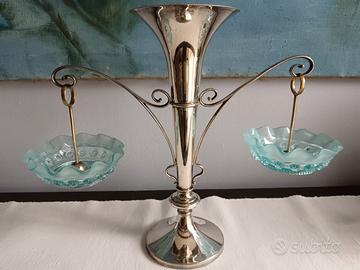 Scultura da tavolo porta pasticcini in Sheffield