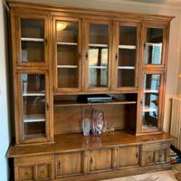 Credenza in legno massiccio