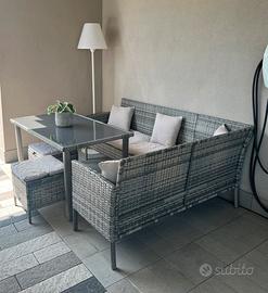 Tavolo da pranzo con seduteda esterno in PE rattan