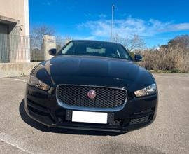 Jaguar XE 2.0 D Turbo Prestige