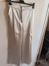 Pantaloni cargo satinati