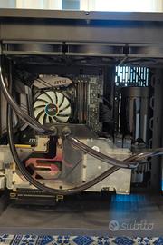 Pc Gaming completo con custom loop GPU e delid CPU