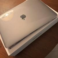 MacBook Pro M2 14”