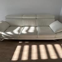 Divano bianco in vera pelle