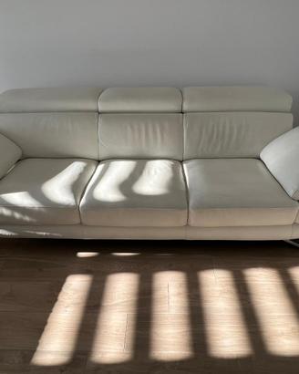 Divano bianco in vera pelle