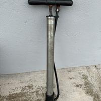 Pompa per gonfiare bicicletta