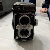Macchina fotografica antica