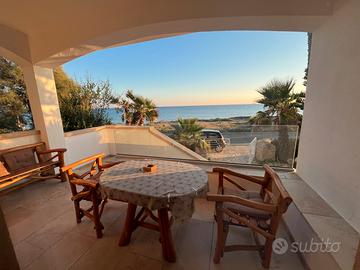 Casa fronte mare