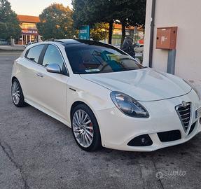 2012 Alfa Romeo giulietta 1.6 diesel 105cv