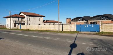 Capannone industriale