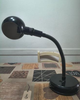 Lampada da scrivania vintage nera snodabile