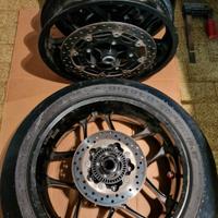Cerchi yamaha R1 2020