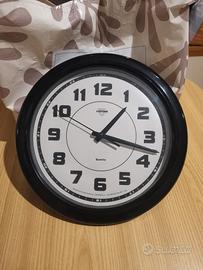 Orologio da parete a batteria