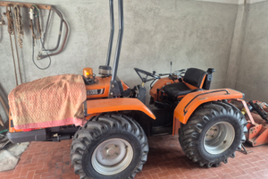 Trattore antonio carraro