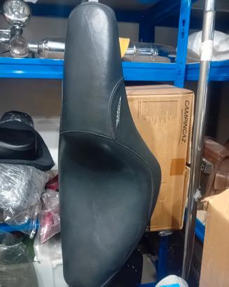 harley sella softail 