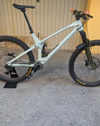 YT Izzo 29 tg.XL