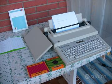 Macchina per scrivere elettronica