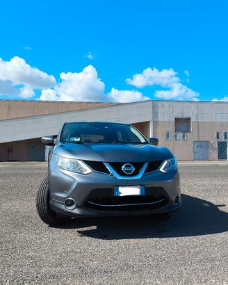 Nissan Qashqai 1.5 Diesel - Acenta con safety pack