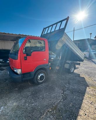 NISSAN CABSTAR 3.0 TDI 130CV RIBALTABILE TRILATERA