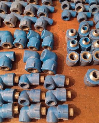 Lotto di raccordi Coprax della Prandelli e ricambi