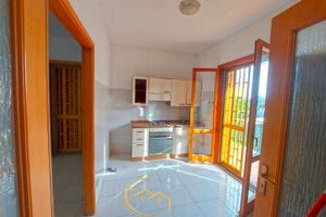 Piano primo elegante a Santa Tecla