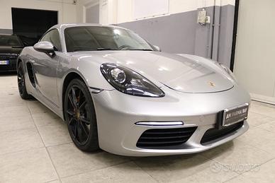 PORSCHE 718 2.0