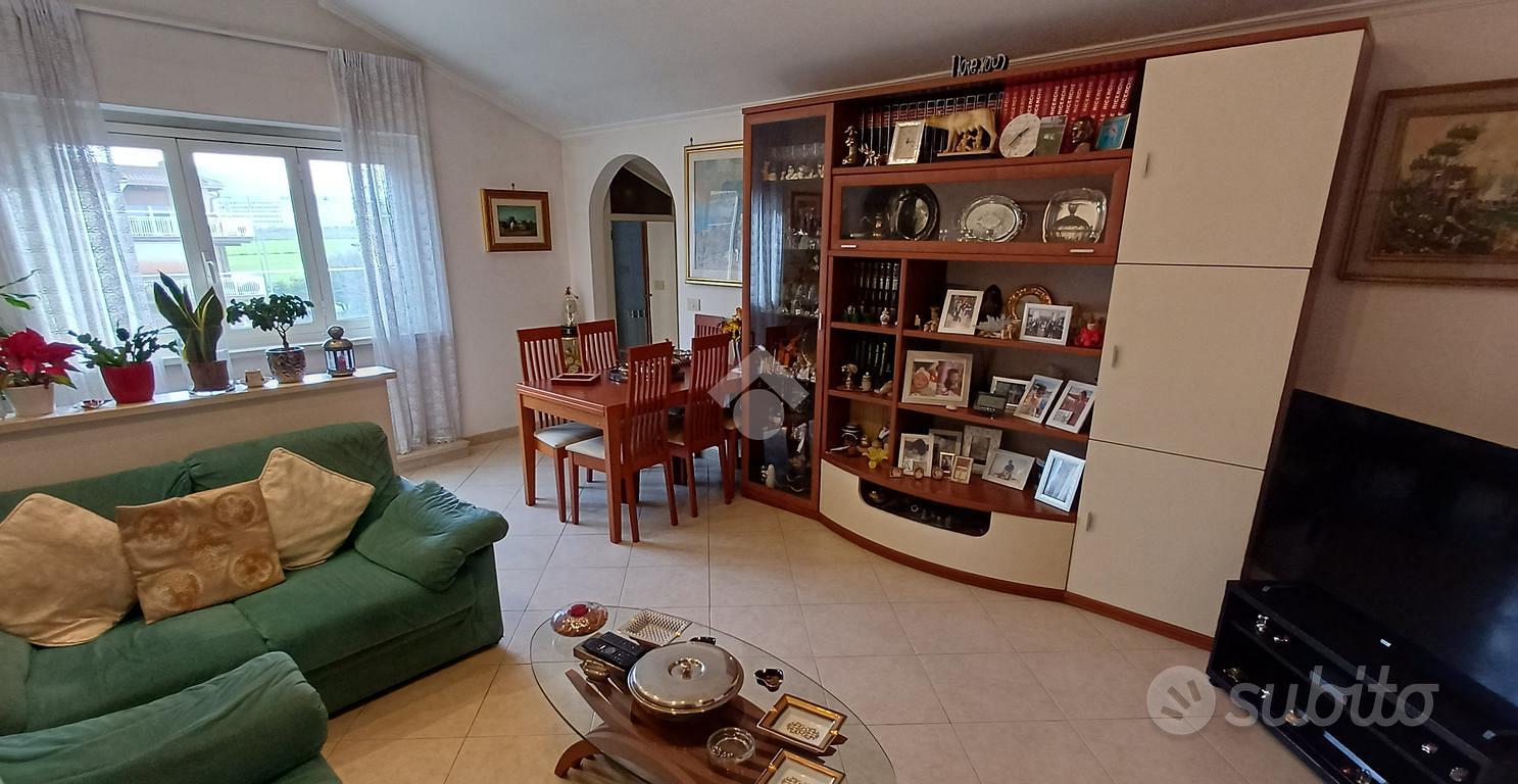 Appartamento – Roma, Casal Morena - Altro