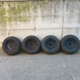 Cerchi e gomme Suzuki 15"