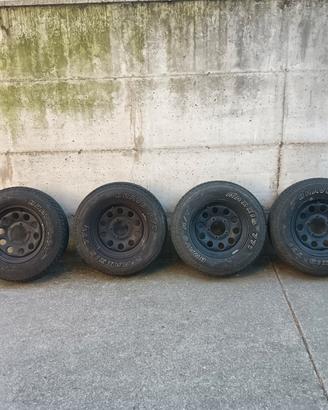 Cerchi e gomme Suzuki 15"