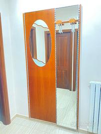 Specchio a muro con appendiabiti e cappottiera