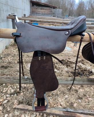 Sella GHOST Treeless da trekking