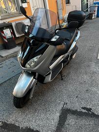 Yamaha Xmax 250