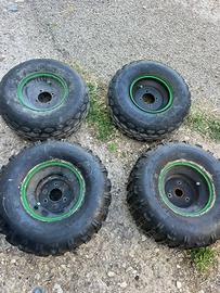 4 gomme per quad