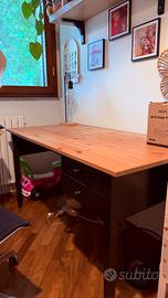Scrivania IKEA 140x70x74