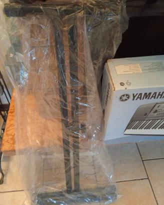 PIANOLA YAMAHA+SUPPORTO