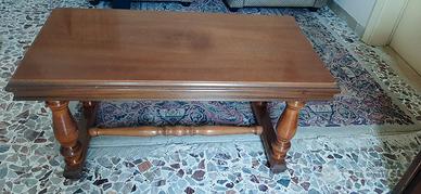 Tavolinetto in legno