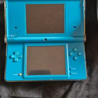 Nintendo DSi + R4