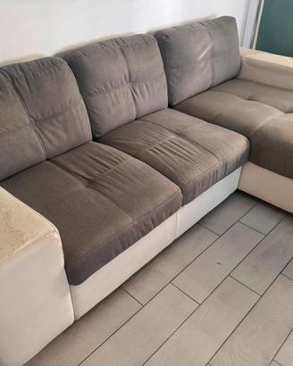 Divano letto con penisola/contenitore e pouf