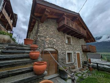 Appartamento di 170 m² con 3 locali e box auto dop